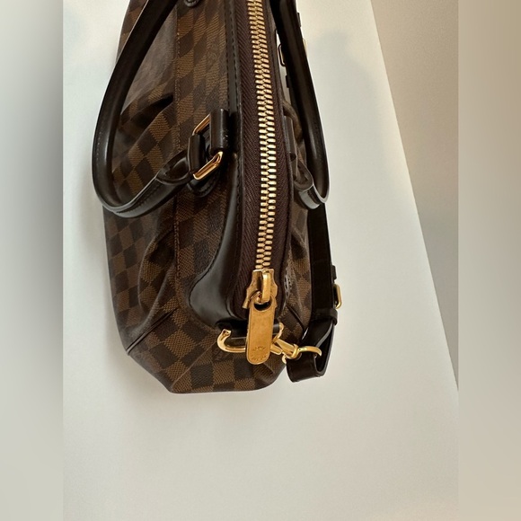 Authentic Louis Vuitton Trevi Pm Damier- Timeless Elegance - Picture 12 of 14